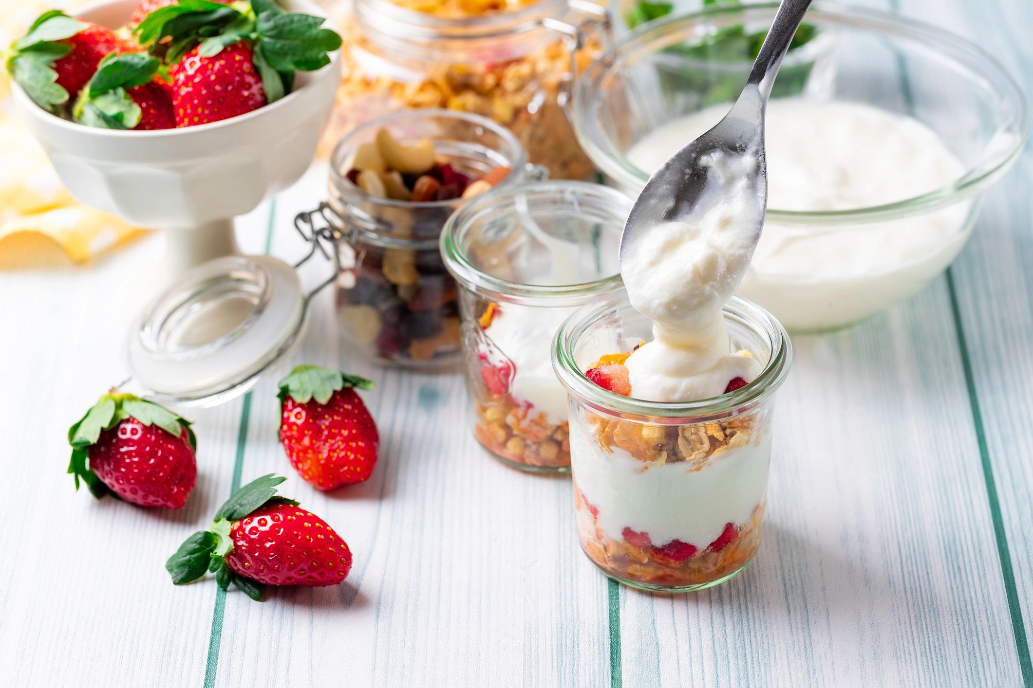 Yogurt parfait with strawberries and granola